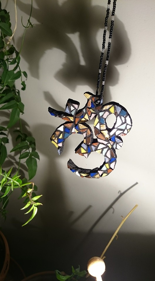 Mosaique porte clé OM